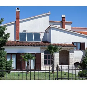 Moderno 2 Apartament Fažana